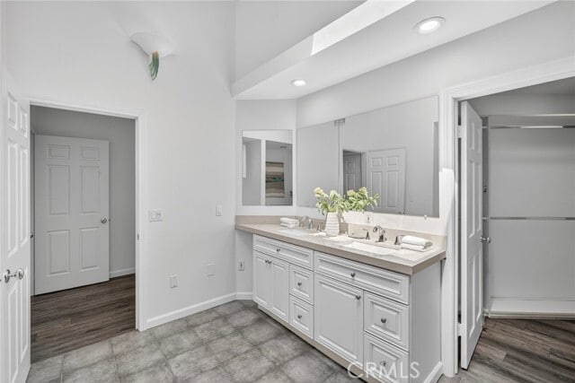Building Photo - 431 Nyes Pl
