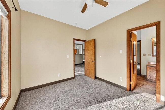 Building Photo - Spacious 4-Bedroom Home Minutes from Downtown Boise