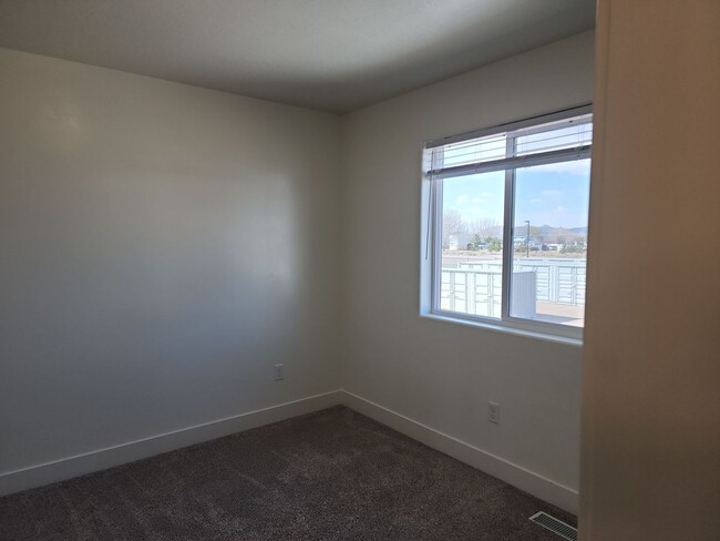 Building Photo - 4283 Hwy 56