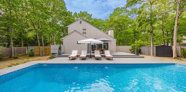 Building Photo - 43 Wooded Oak Ln