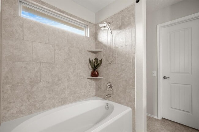 Building Photo - 7120 Razors Edge Dr
