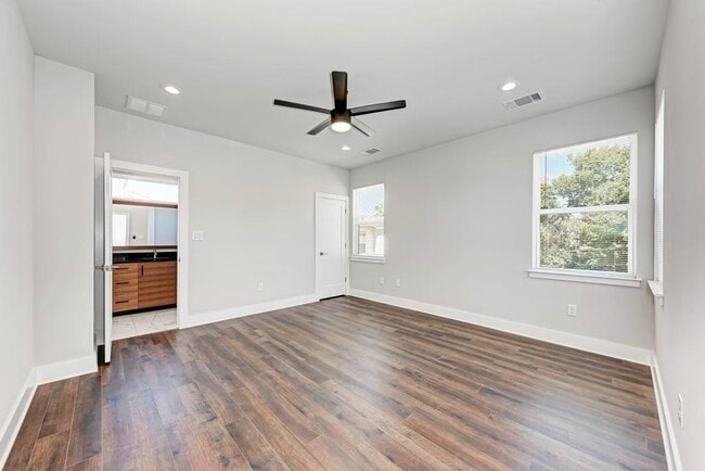 Building Photo - 7714 Watson St