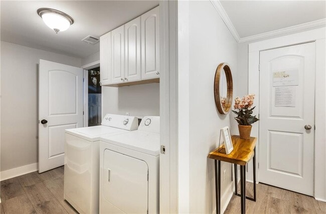 Building Photo - 71 17th St NE