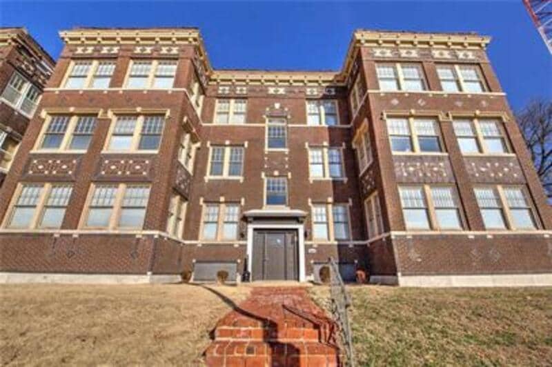 Building Photo - 5855 Washington Blvd