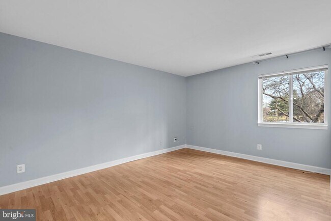 Building Photo - 19413 Brassie Pl