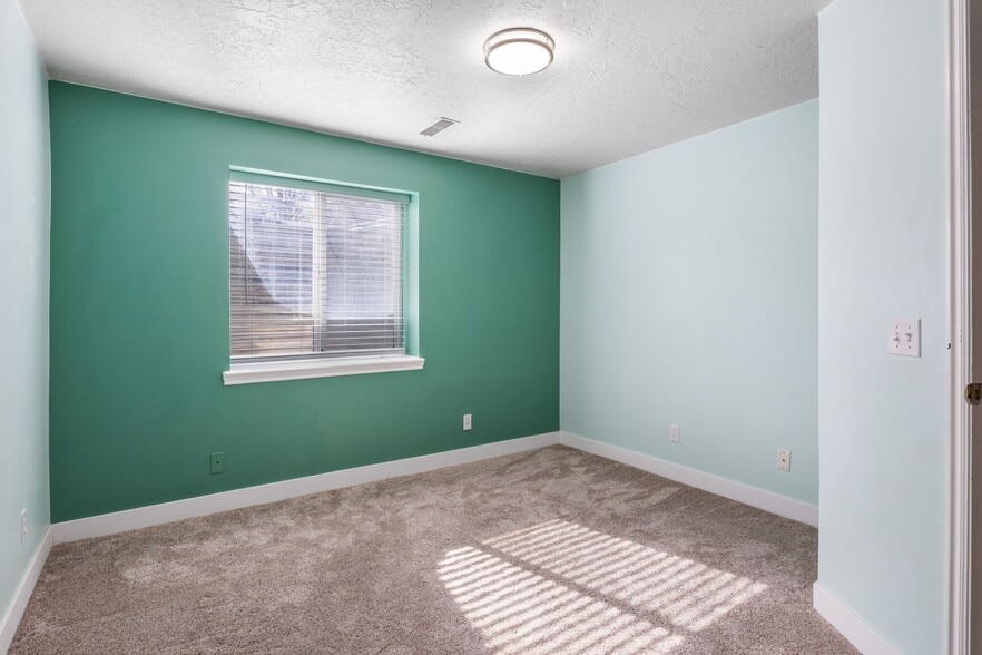 Building Photo - 318 Spyglass Dr