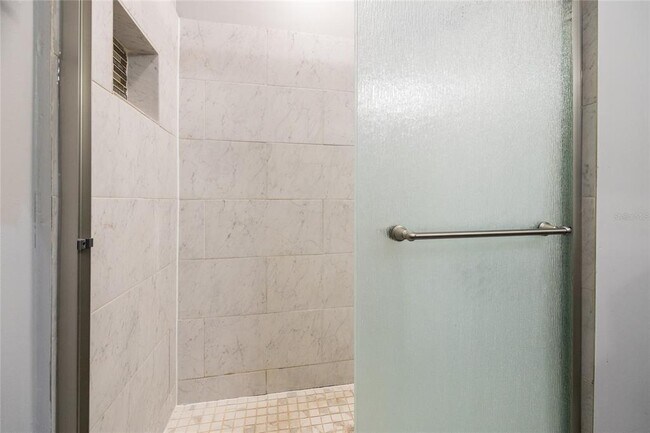 Building Photo - 4345 NW 35th St