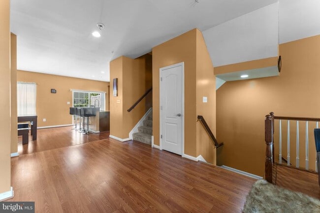 Building Photo - 15305 Kettlebaston Ln