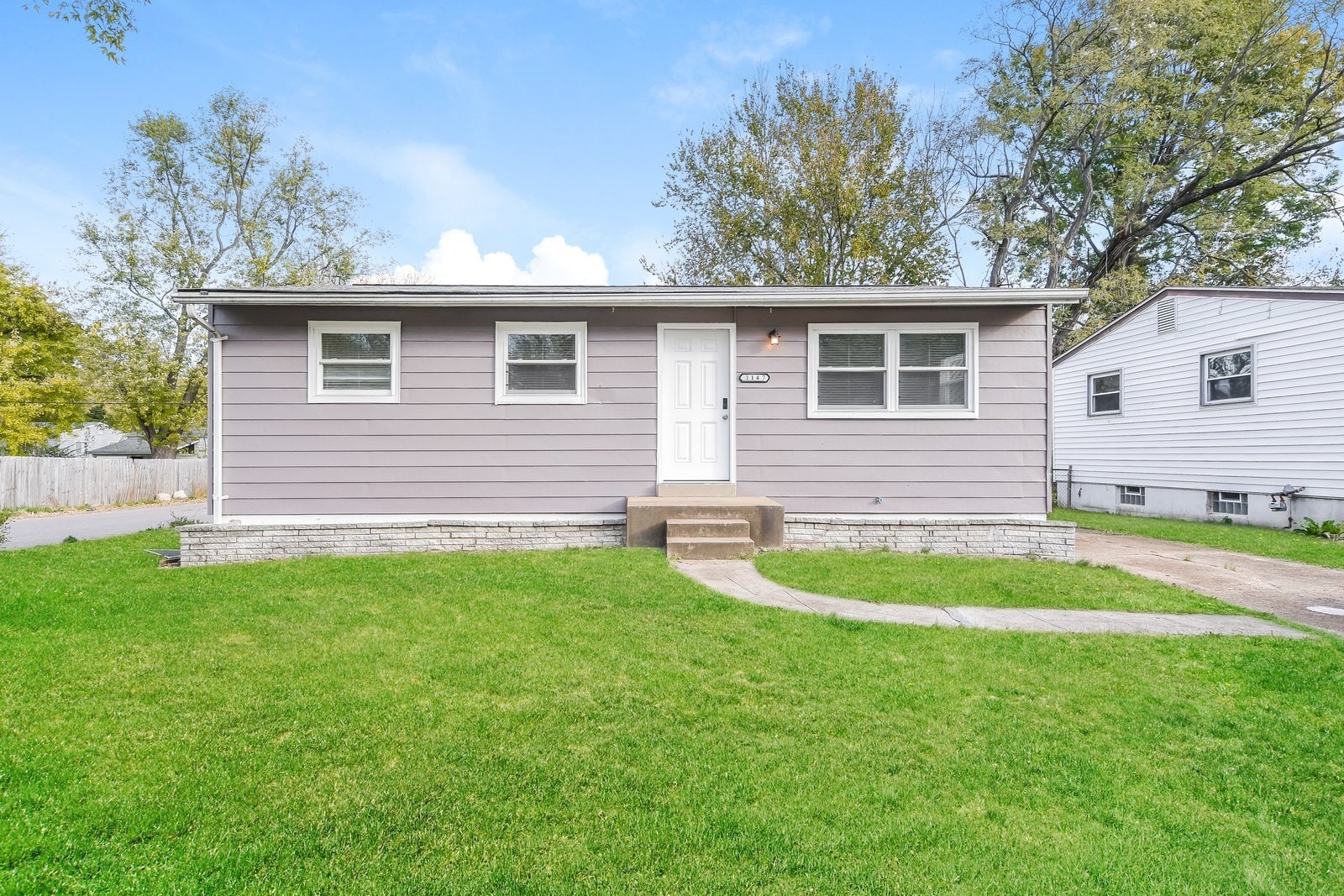 Building Photo - 1147 Baron Ave