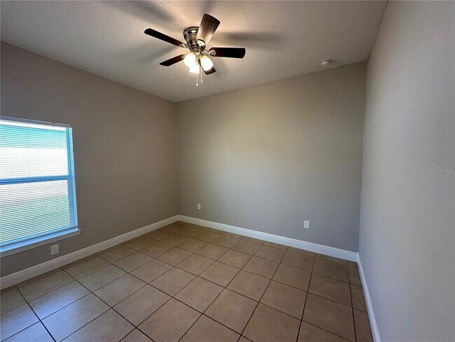 Building Photo - 1022 Embrun Ct