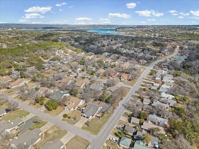 Building Photo - 303 Fantail Loop