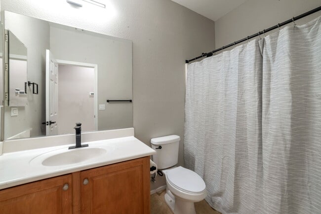 Building Photo - 7129 Bocaire Dr