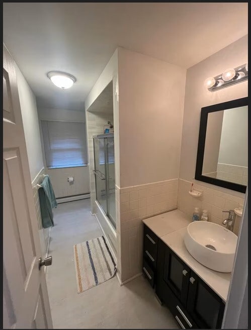 Building Photo - 123 Folino Dr