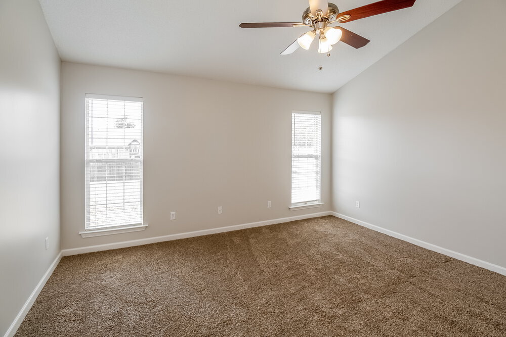 Building Photo - 6443 White Hawk Ln