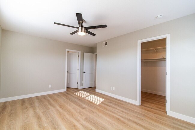 Building Photo - North East Mesa 3 bed 2.5 bath - Beautiful Interior Remodel!! AVAILABLE NOW!