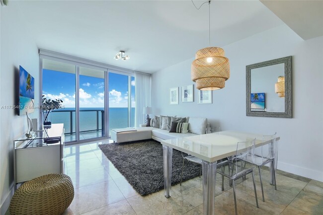 Building Photo - 17001 Collins Ave