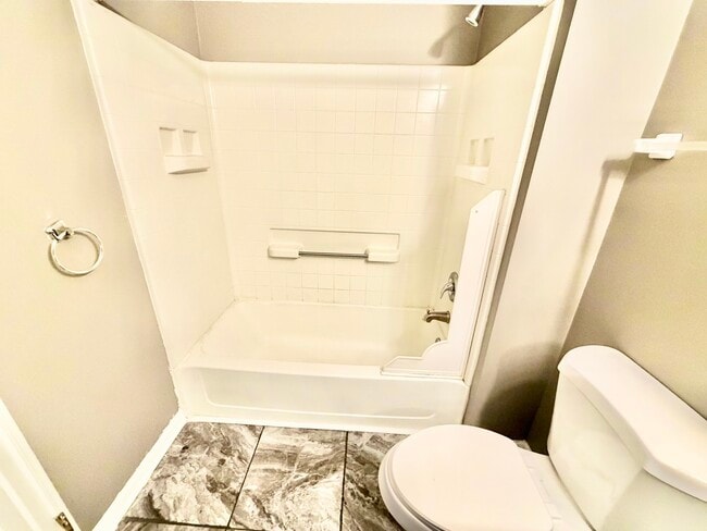 Building Photo - 2452 Daybreak Ct