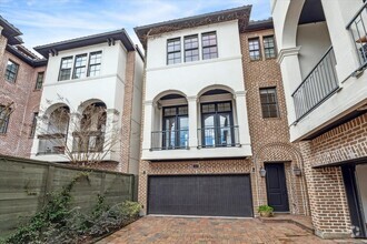 Building Photo - 3917 Gramercy St
