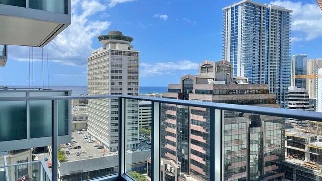 Building Photo - 629 Ke’eaumoku St