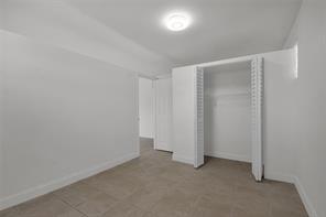 Building Photo - 1116-1120 S 17th Ave