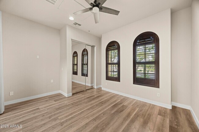 Building Photo - 3653 E Sands Dr