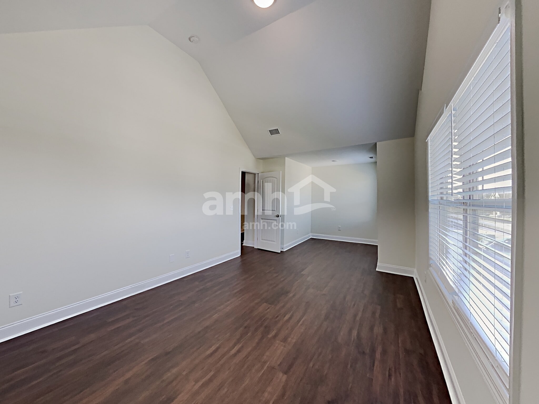 Building Photo - 2312 Pathfinder Dr