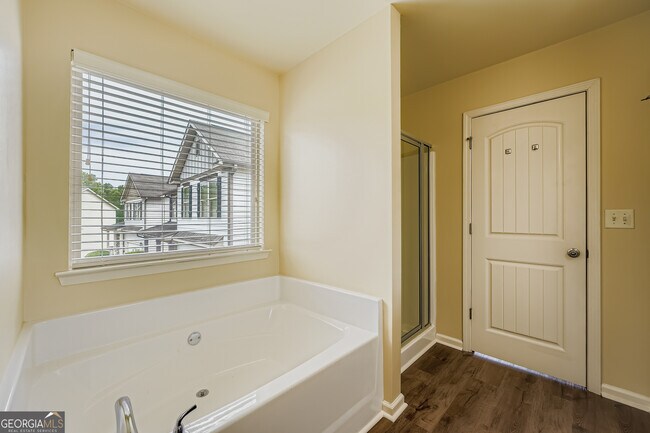 Building Photo - 1123 Easley Ct SE