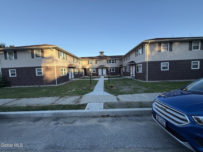 Primary Photo - 22 Church St Ext