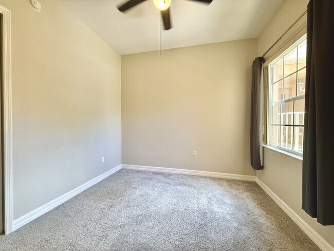 Building Photo - 6081 Jonathans Bay Cir