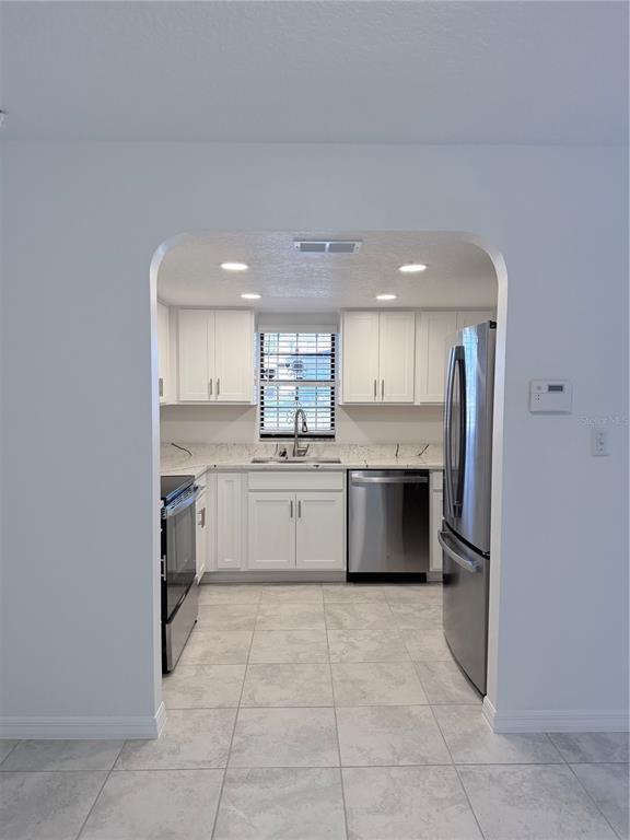 Building Photo - 2924 W Kathleen St