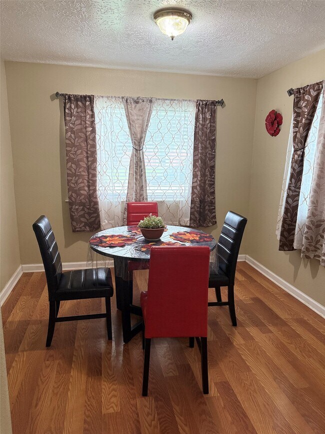 Building Photo - 335 Anchor Way