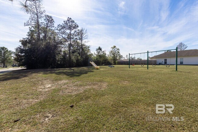 Building Photo - 33740 Stables Dr E