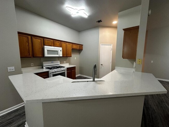 Building Photo - 7220 Wardman Dr