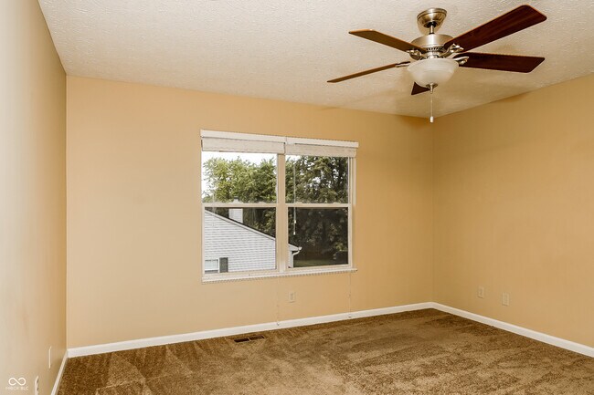 Building Photo - 6632 Gadsen Ct