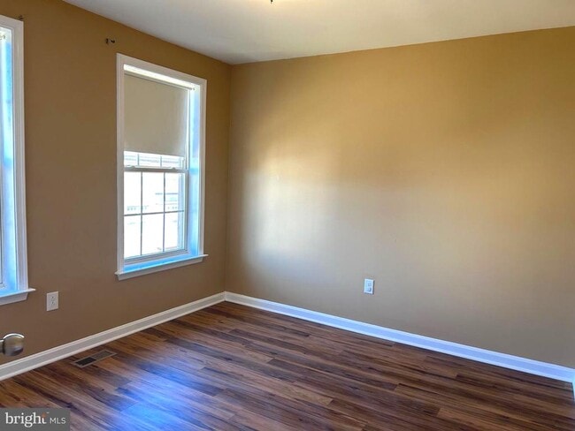 Building Photo - 9623 Smithview Pl