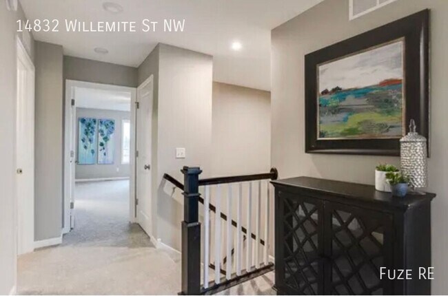 Building Photo - 14832 Willemite St NW