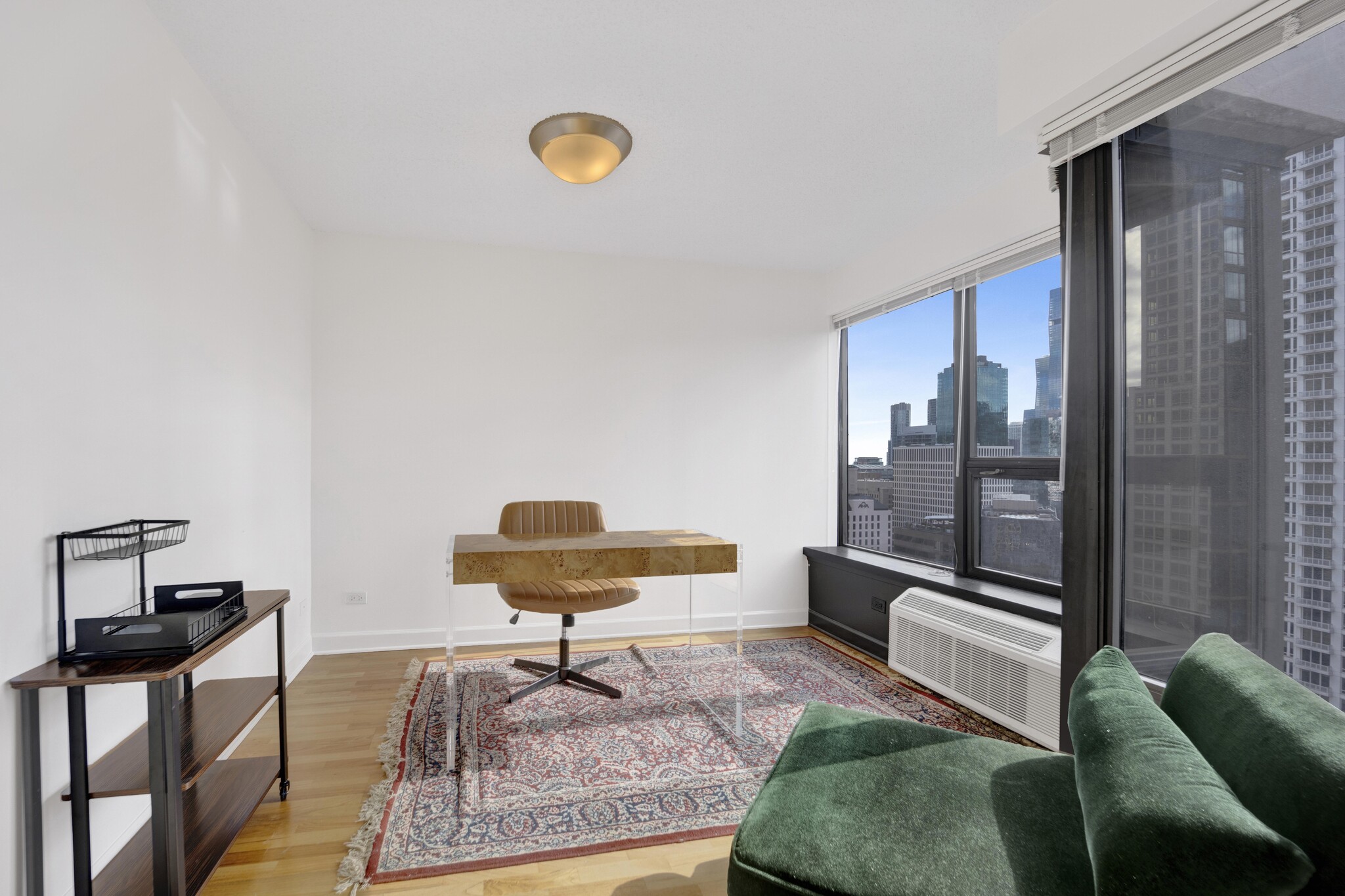 Building Photo - 30 E Huron St