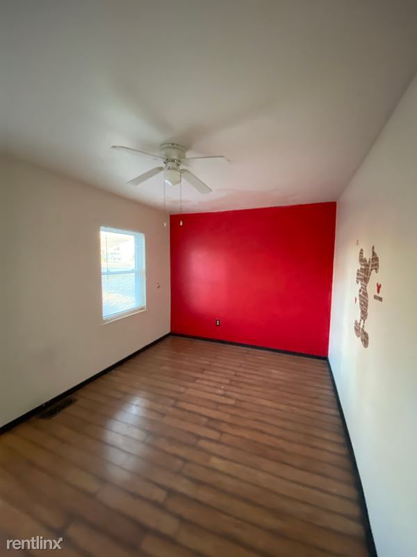 Building Photo - 4 br, 2 bath House - 930 N 24th St