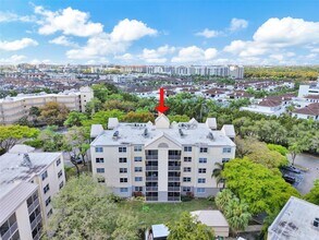 Building Photo - 8343 Lake Dr