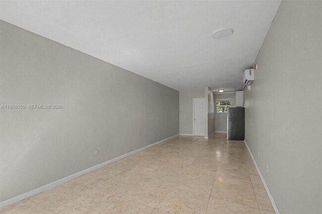 Building Photo - 1685 Jefferson Ave