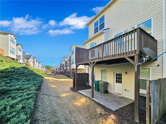 Building Photo - 6174 Indian Wood Cir