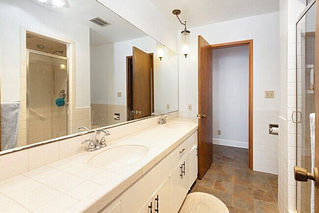 Building Photo - Timeless 4BR/2BA Corner-Lot Home, Perched on the Hills of Ocean Beach. Sweeping Ocean Views
