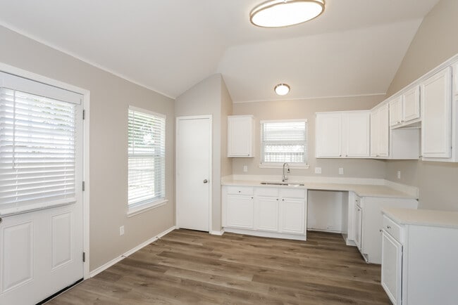 Building Photo - 1213 Crooked Creek Ct