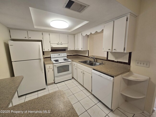 Building Photo - 3251 Windbrook Ave