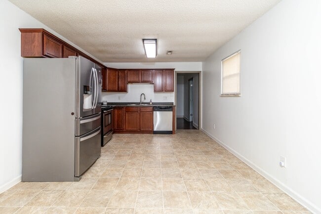 Building Photo - 2821 Vicksburg Ln