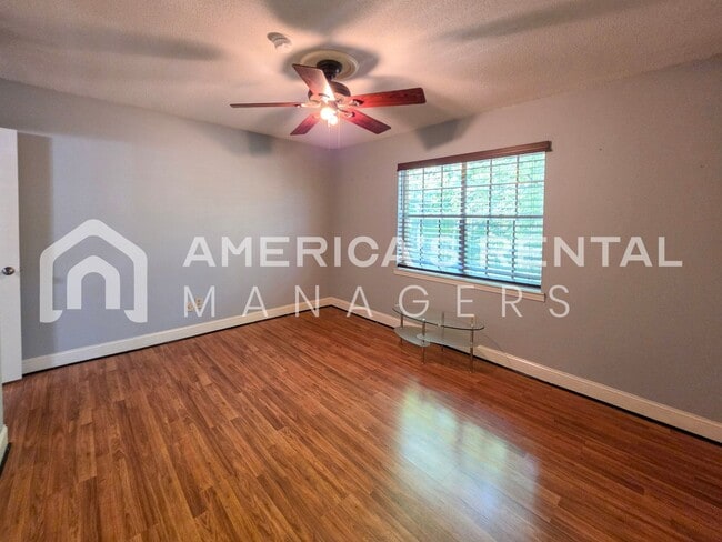 Building Photo - Move-in Special! Cute 1 Bed / 1 Bath Condo in Homewood, AL for Rent - Available NOW! Sign a 13-mo...