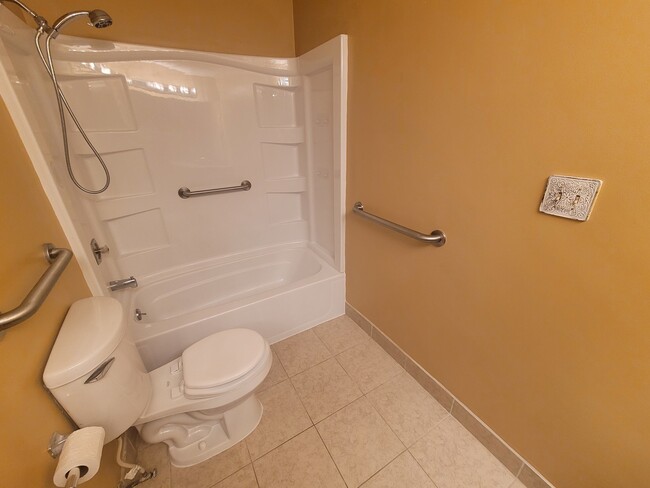 Building Photo - 524 N 34th St