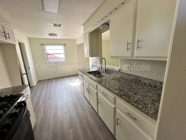 Building Photo - 421 NW 89th St