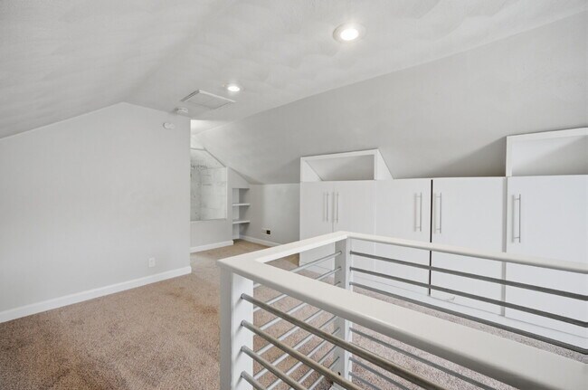 Building Photo - GORGEOUS 4 BED, 2.5 BATH HOME FOR RENT IN NORFOLK!