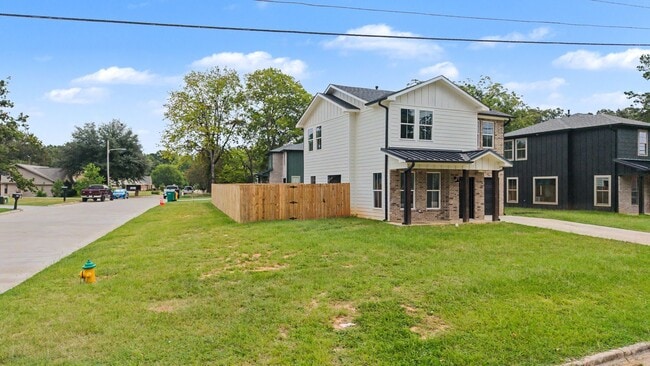 Building Photo - 5812 Cooks Ln